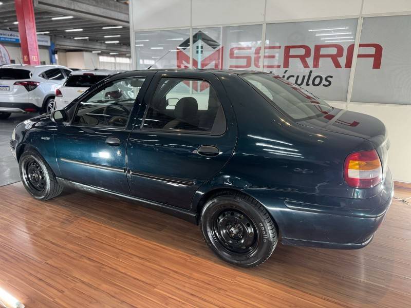 FIAT - SIENA - 2002/2002 - Verde - R$ 15.900,00