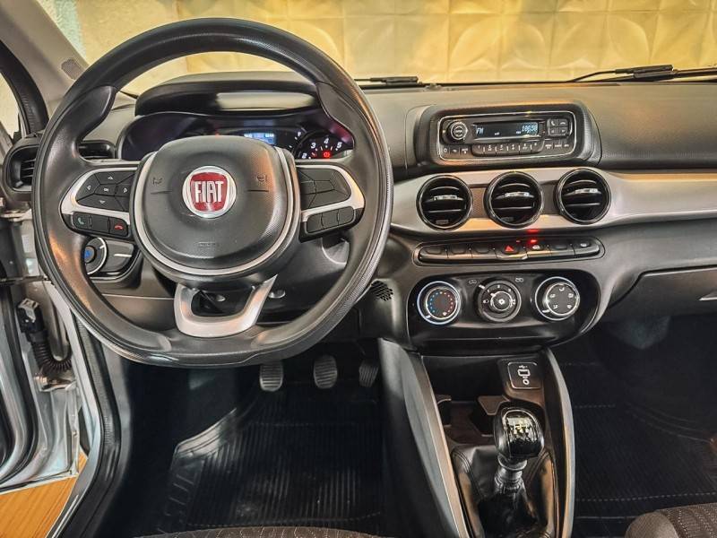 FIAT - CRONOS - 2019/2020 - Prata - R$ 68.900,00