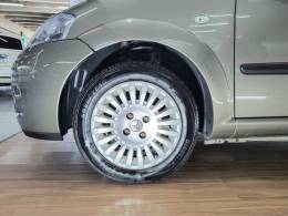 CITROËN - C3 - 2010/2011 - Verde - R$ 25.900,00