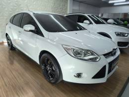 FORD - FOCUS - 2015/2015 - Branca - R$ 56.900,00