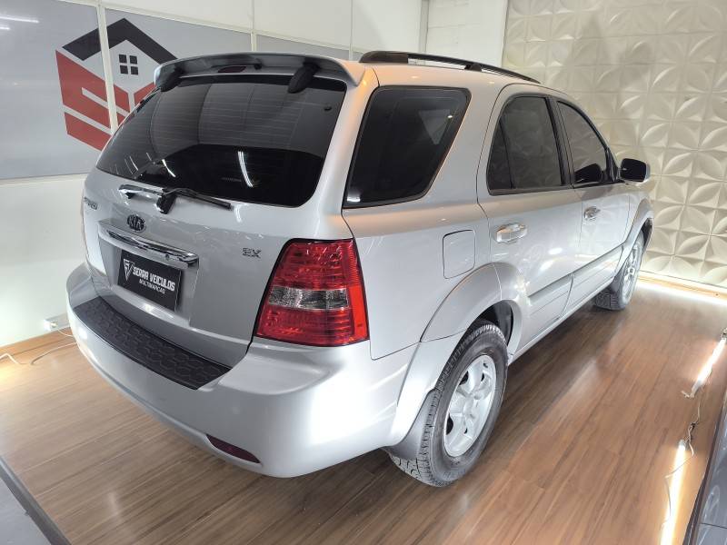 KIA MOTORS - SORENTO - 2007/2008 - Prata - R$ 48.900,00