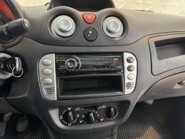 CITROËN - C3 - 2011/2012 - Vermelha - R$ 27.900,00