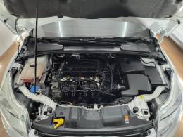 FORD - FOCUS - 2015/2015 - Branca - R$ 56.900,00