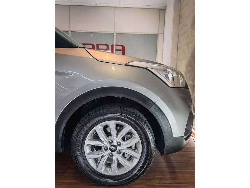 HYUNDAI - CRETA - 2022/2022 - Prata - R$ 96.900,00