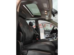 CHEVROLET - CAPTIVA - 2014/2015 - Branca - R$ 58.900,00
