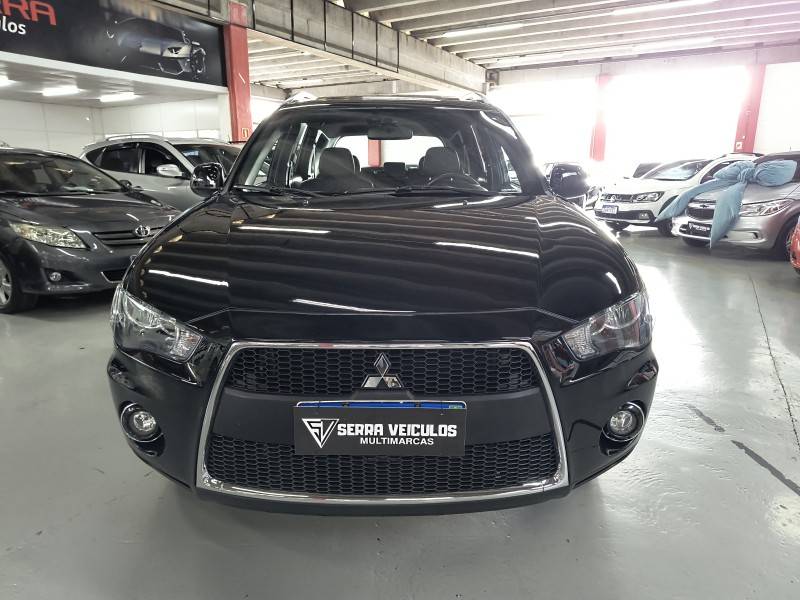 MITSUBISHI - OUTLANDER - 2009/2010 - Preta - R$ 52.900,00