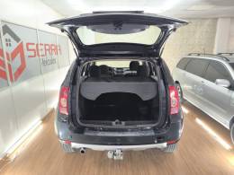 RENAULT - DUSTER - 2012/2013 - Preta - R$ 48.900,00