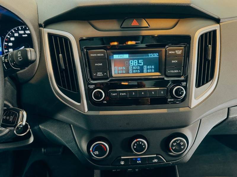 HYUNDAI - CRETA - 2022/2022 - Prata - R$ 96.900,00