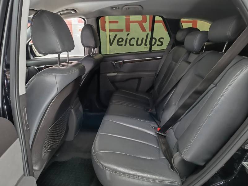 HYUNDAI - SANTA FÉ - 2010/2011 - Preta - R$ 53.900,00