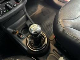 CITROËN - C3 - 2011/2012 - Vermelha - R$ 27.900,00