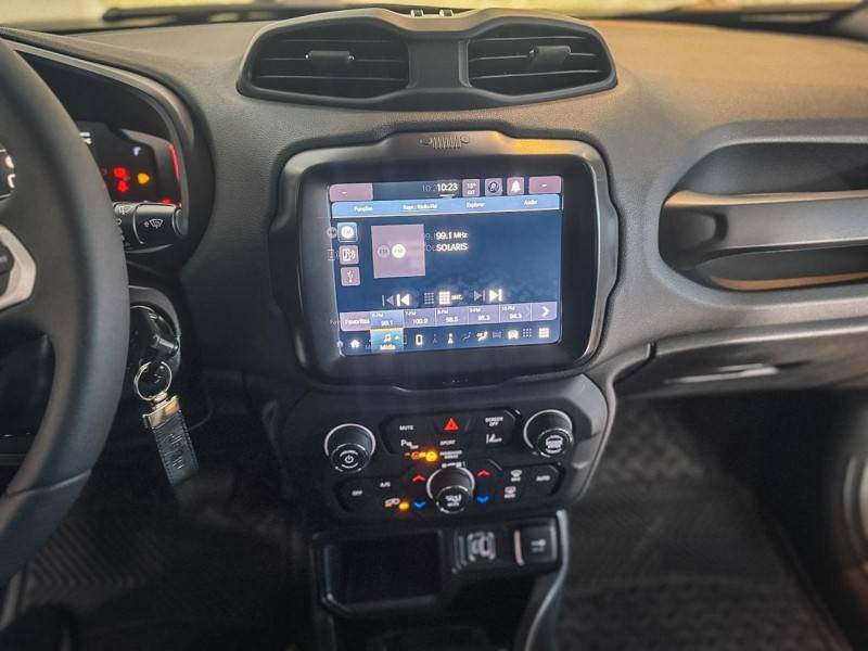 JEEP - RENEGADE - 2023/2024 - Azul - R$ 125.900,00