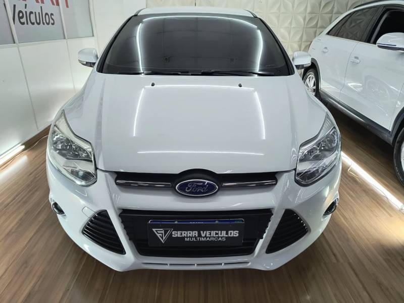 FORD - FOCUS - 2015/2015 - Branca - R$ 56.900,00