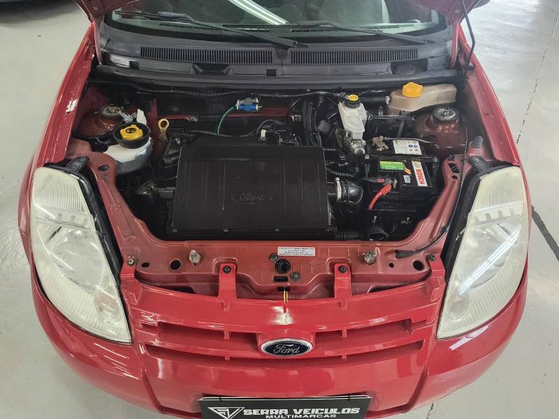 FORD - KA - 2011/2011 - Vermelha - R$ 17.900,00