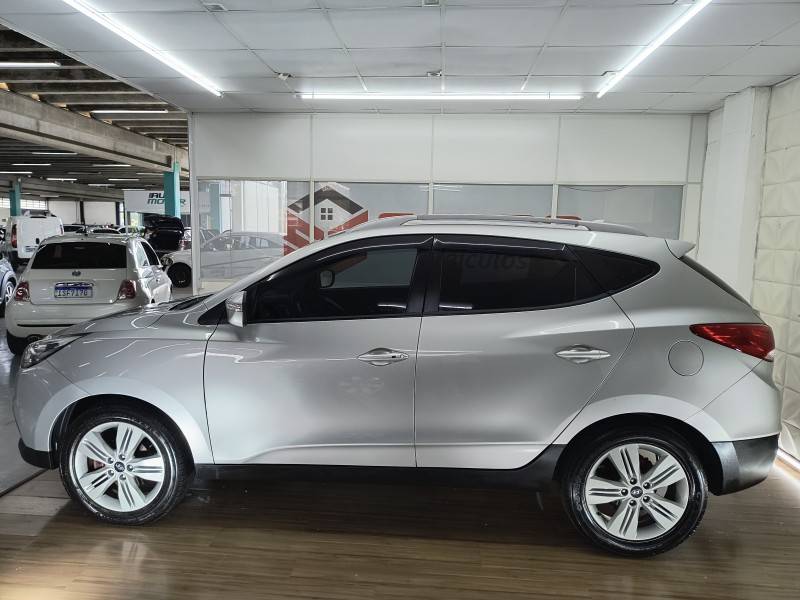 HYUNDAI - IX35 - 2016/2016 - Prata - R$ 75.900,00