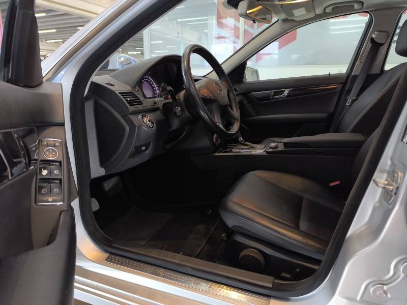 MERCEDES-BENZ - C 200 K - 2008/2009 - Prata - R$ 62.900,00