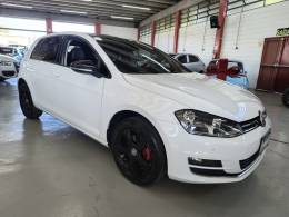 VOLKSWAGEN - GOLF - 2017/2017 - Branca - R$ 99.900,00