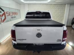 VOLKSWAGEN - AMAROK - 2017/2018 - Branca - R$ 95.900,00