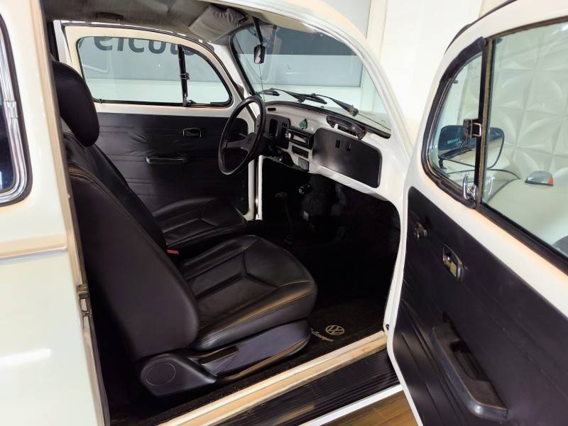 VOLKSWAGEN - FUSCA - 1983/1983 - Branca - R$ 39.900,00