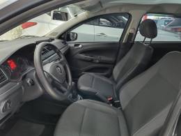 VOLKSWAGEN - VOYAGE - 2016/2017 - Cinza - R$ 44.900,00