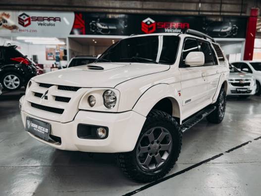MITSUBISHI - PAJERO SPORT - 2010/2010 - Branca - R$ 74.900,00