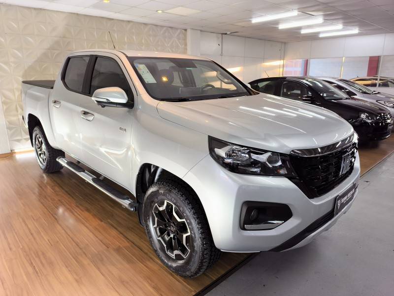 FIAT - TITANO - 2024/2025 - Cinza - R$ 198.900,00