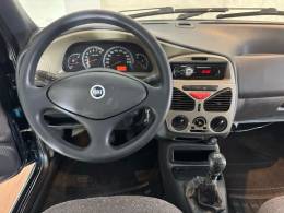 FIAT - SIENA - 2002/2002 - Verde - R$ 15.900,00