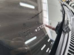 VOLKSWAGEN - VOYAGE - 2010/2011 - Branca - R$ 33.900,00