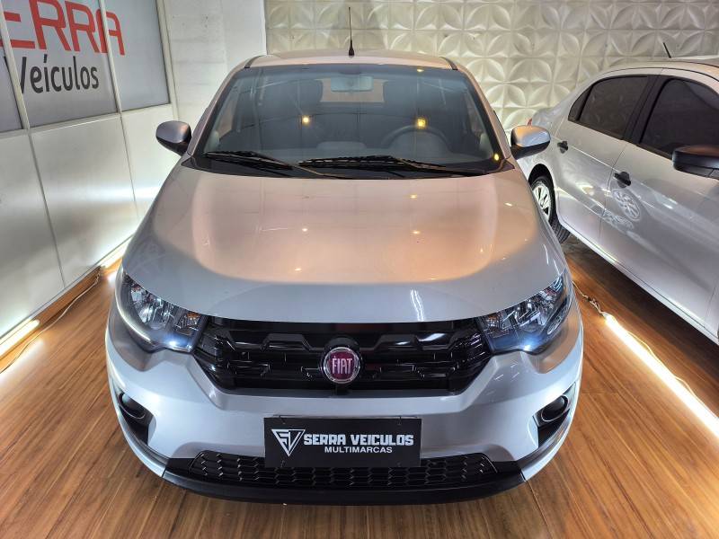 FIAT - MOBI - 2016/2017 - Prata - R$ 43.900,00