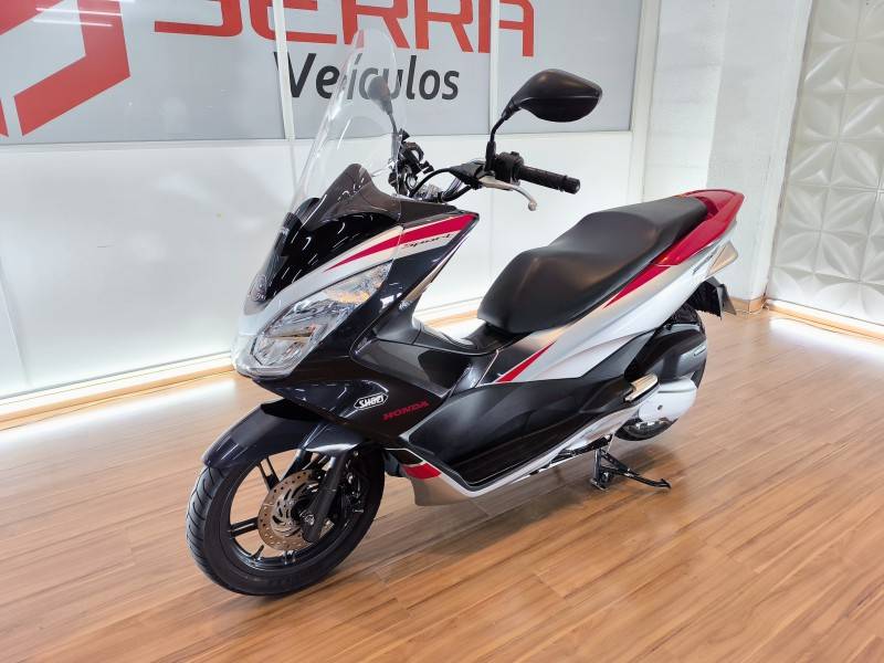 HONDA - PCX - 2018/2018 - Prata - R$ 14.900,00