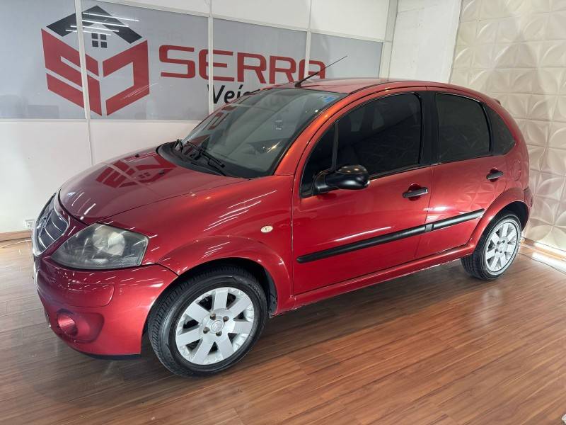 CITROËN - C3 - 2011/2012 - Vermelha - R$ 27.900,00