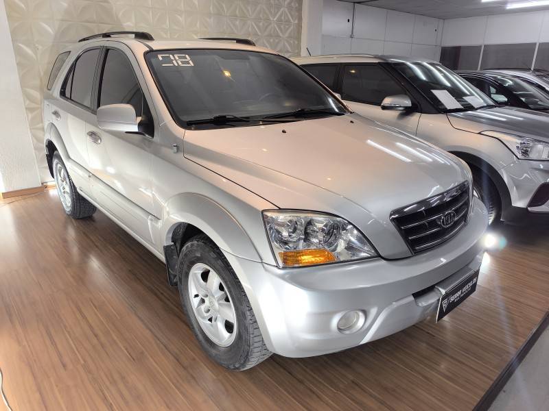 KIA MOTORS - SORENTO - 2007/2008 - Prata - R$ 48.900,00