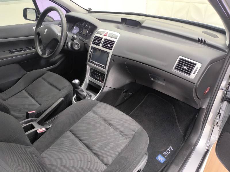 PEUGEOT - 307 - 2009/2010 - Prata - R$ 27.900,00