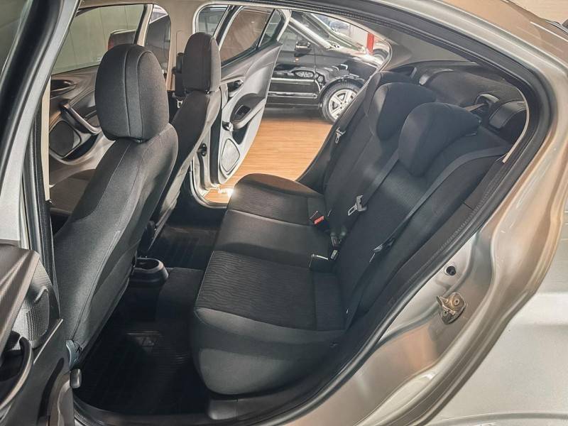 FIAT - CRONOS - 2019/2020 - Prata - R$ 68.900,00