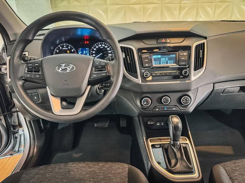 HYUNDAI - CRETA - 2022/2022 - Prata - R$ 96.900,00