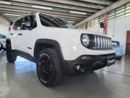 JEEP - RENEGADE - 2016/2017 - Branca - R$ 81.900,00