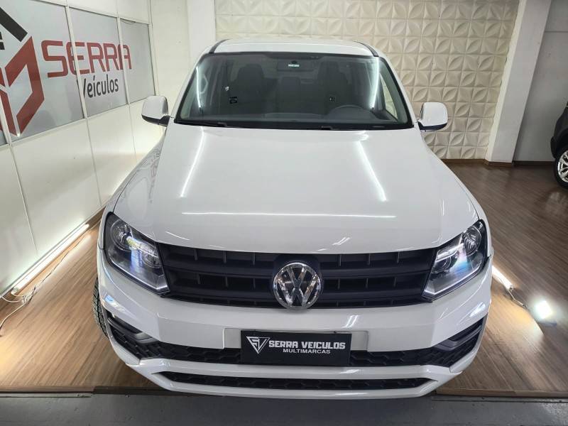 VOLKSWAGEN - AMAROK - 2017/2018 - Branca - R$ 95.900,00