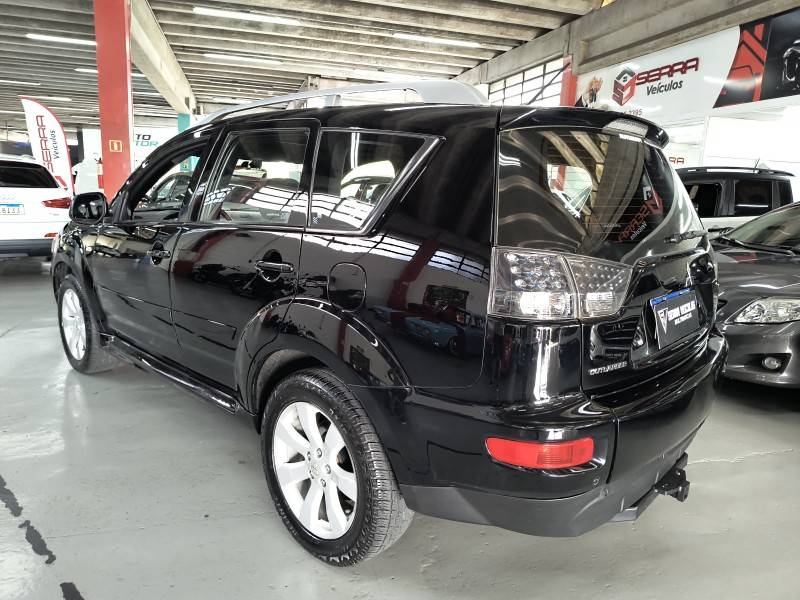 MITSUBISHI - OUTLANDER - 2009/2010 - Preta - R$ 52.900,00