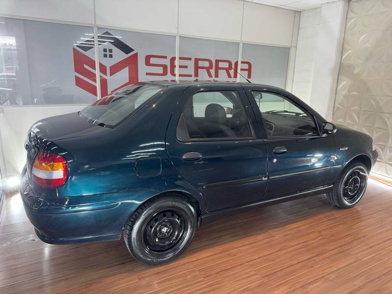 FIAT - SIENA - 2002/2002 - Verde - R$ 15.900,00