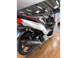 HONDA - PCX - 2018/2018 - Prata - R$ 14.900,00