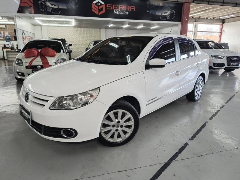 VOLKSWAGEN - VOYAGE - 2010/2011 - Branca - R$ 33.900,00