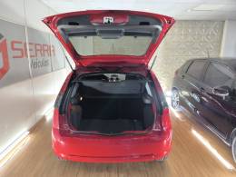FORD - FIESTA - 2013/2014 - Vermelha - R$ 34.900,00