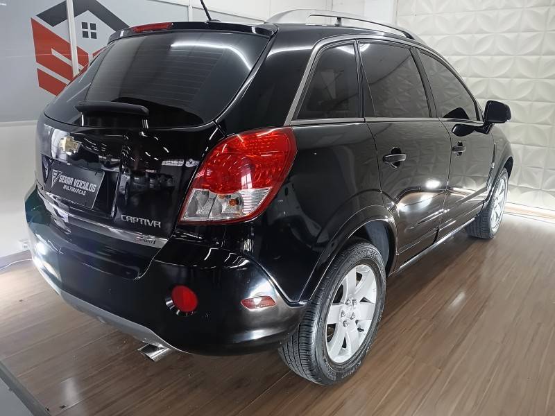 CHEVROLET - CAPTIVA - 2010/2010 - Preta - R$ 39.900,00