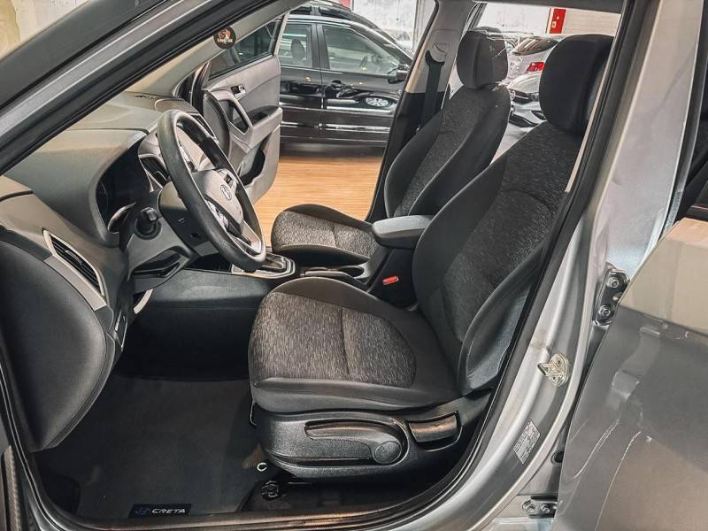 HYUNDAI - CRETA - 2022/2022 - Prata - R$ 96.900,00