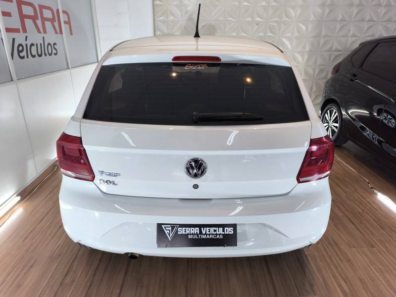 VOLKSWAGEN - GOL - 2021/2022 - Branca - R$ 60.900,00