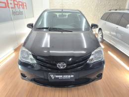 TOYOTA - ETIOS - 2014/2015 - Preta - R$ 46.900,00
