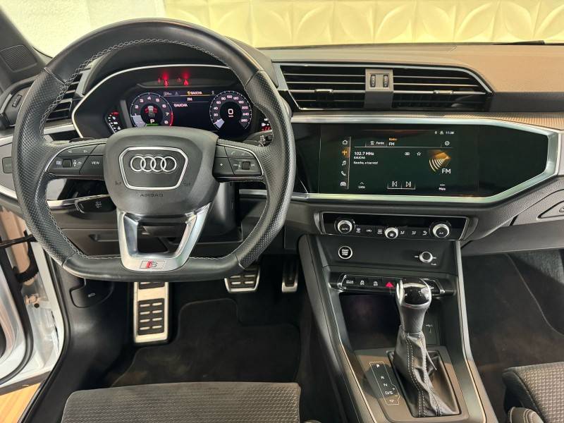 AUDI - Q3 - 2022/2022 - Branca - R$ 259.900,00