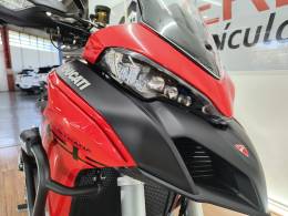 DUCATI - MULTISTRADA V2S - 2023/2023 - Vermelha - R$ 79.900,00
