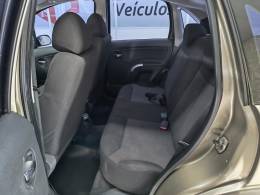 CITROËN - C3 - 2010/2011 - Verde - R$ 25.900,00