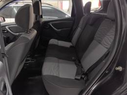 RENAULT - DUSTER - 2012/2013 - Preta - R$ 48.900,00