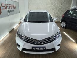 TOYOTA - COROLLA - 2014/2015 - Branca - R$ 81.900,00